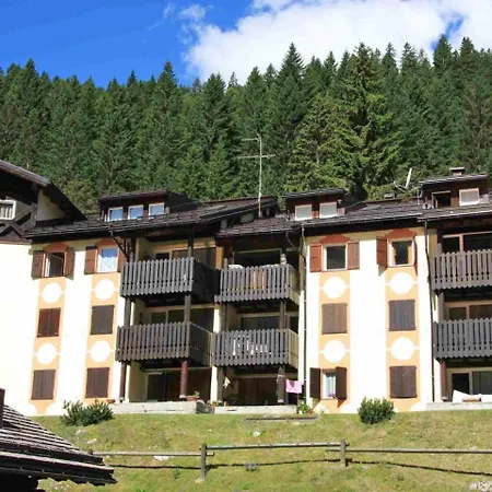 Apartment Fienili Di Brenta-1 By Interhome Madonna di Campiglio